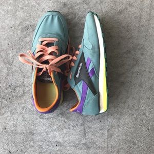 👟REEBOK Sneakers👟